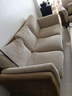 (Category: ) located in . Submitted by cpcoliving (Listing ID 1459739142, Image 1). Description: .