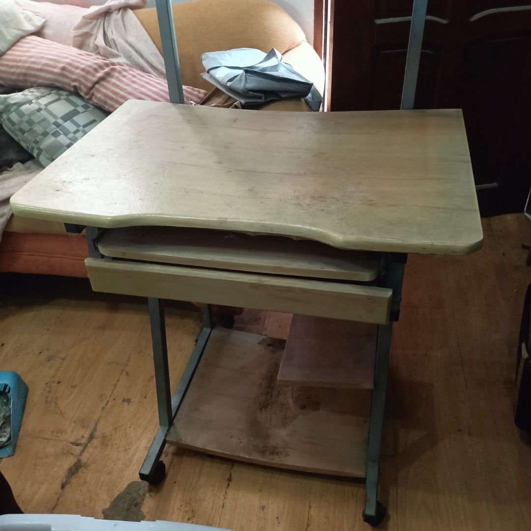 Computer Table (Category: Office Furniture & Fixtures) located in Makati City. Submitted by crstnemrise (Listing ID 1459716793, Image 2). Description: .