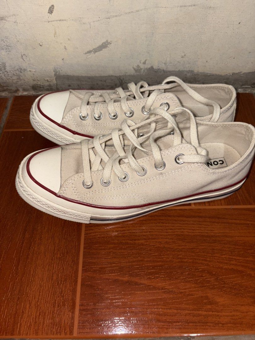converse chuck 70 (Category: Sneakers) located in Bacolod City. Submitted by james_andrei (Listing ID 1459814347, Image 2). Description: mens us 6.5 (fits 7 mens) only used twice original w box .