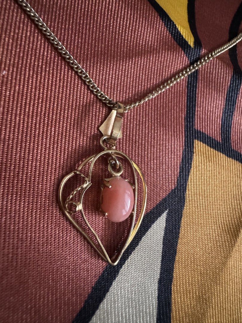 Coral Necklace (Category: Luxury Accessories) located in Marikina City. Submitted by luvbags40524 (Listing ID 1459719530, Image 1). Description: Good condition Japan source Dm for interested .