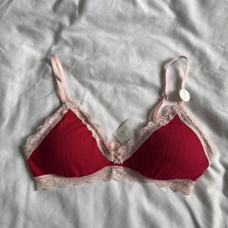 (Category: ) located in . Submitted by shop.declutter (Listing ID 1459745697, Image 1). Description: .
