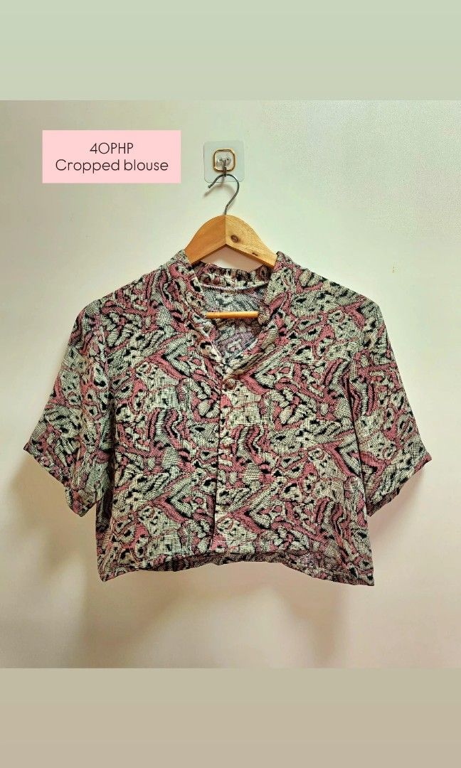 CROPPED BLOUSE (Category: Blouses) located in Marikina City. Submitted by margepocketlist (Listing ID 1459742518, Image 1). Description: cropped blouse for sale, pre loved best fit s-m rfs: decluttering payment: gcash, maribank delivery: lalamove, j&t loc: marikina lowest price na po ito thank you.