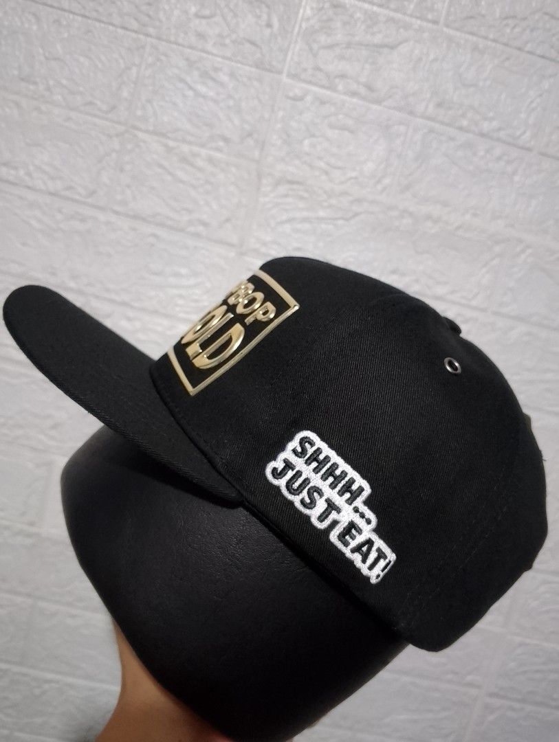 Cupbop black snapback baseball cap (Category: Caps & Hats) located in Caloocan City. Submitted by zklclo (Listing ID 1459832680, Image 2). Description: Cupbop black snapback baseball cap issue: missing 2 eyelets 𝐅𝐈𝐑𝐒𝐓 𝐓𝐎 𝐏𝐀𝐘 𝐁𝐀𝐒𝐈𝐒 👉Courier: J&T and lalamove 👉No free shipping 👉Location: North Caloocan 👉Mode of Payment: Gcash.