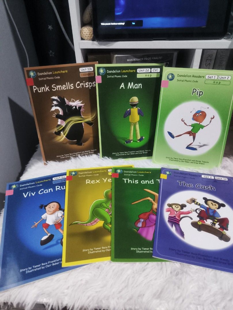 Dandelion Launchers & Readers Phonics Books Set (Category: Children's Books) located in Cabuyao City. Submitted by chaptersandwonders143 (Listing ID 1459756351, Image 1). Description: - Dandelion Launchers and Readers phonics books set - Ideal for early readers learning to sound out words - Features various levels and units - Engaging stories with fun illustrations - Helps build reading confidence.