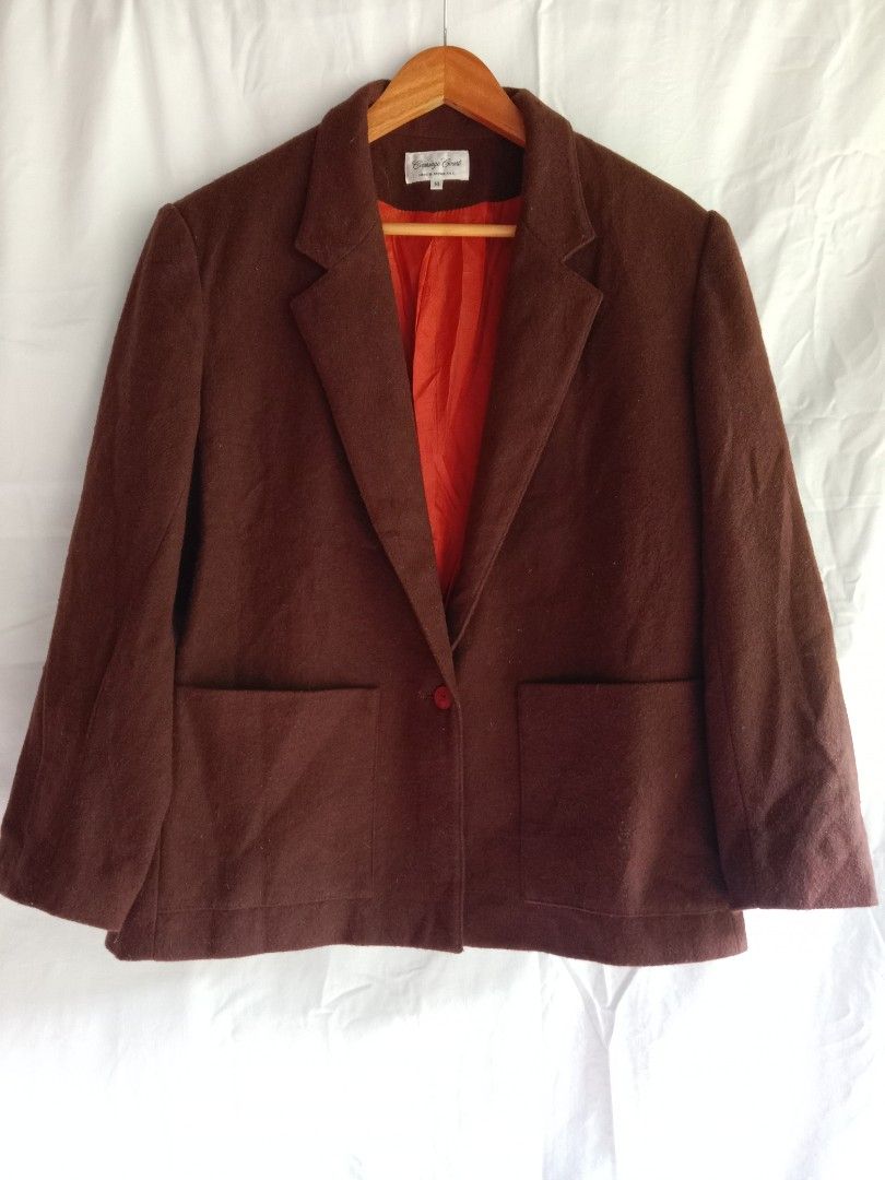 dark brown wool vintage oversize blazer (Category: Coats, Jackets and Outerwear) located in Bontoc. Submitted by irene_banganan (Listing ID 1459795019, Image 2). Description: dark brown wool vintage oversize blazer made in taiwan bust 44" | 29" long, fits until XL has shoulder pads, fully lined makapal, no stretch well made and high quality no flaws, excellent condition.