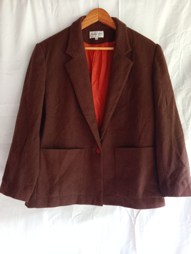 dark brown wool vintage oversize blazer (Category: Coats, Jackets and Outerwear) located in Bontoc. Submitted by irene_banganan (Listing ID 1459795019, Image 1). Description: dark brown wool vintage oversize blazer made in taiwan bust 44" | 29" long, fits until XL has shoulder pads, fully lined makapal, no stretch well made and high quality no flaws, excellent condition.
