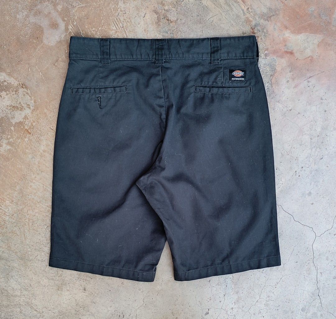 Dickies Skateboarding Walkshort (Category: Shorts) located in Davao. Submitted by st333tcartel (Listing ID 1459767186, Image 2). Description: Size 34 Waist 17 Length 21.5 Leg opening 10.5.