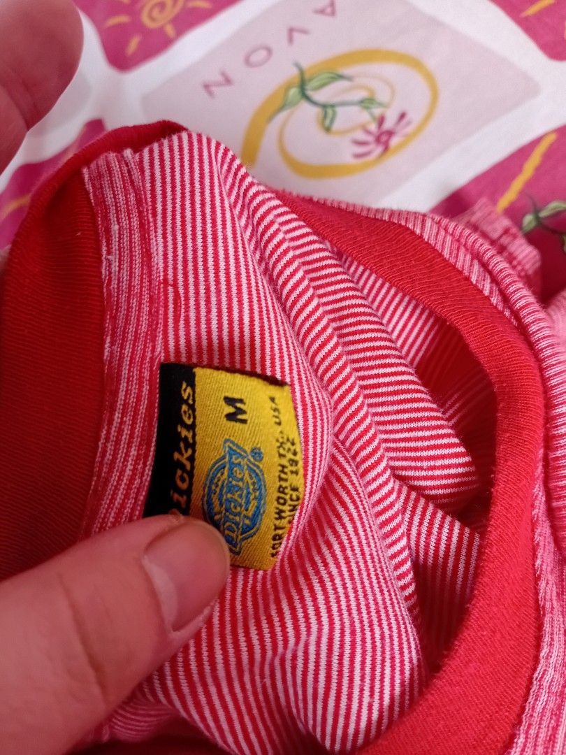 Dickies top (Category: Tshirts & Polo Shirts ) located in Bacoor. Submitted by yaniracha__ (Listing ID 1459741812, Image 2). Description: B 38 L 27 armhole 18.