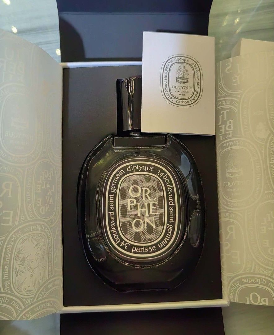Diptyque L'Eau Papier & Orphéon Eau de Parfum Set (Category: Fragrance & Deodorants) located in Manila. Submitted by makil.shop (Listing ID 1459854788, Image 2). Description: - Diptyque Perfume Set - Includes L'Eau Papier and Orphéon fragrances - Both bottles are full and unused - Comes in original Diptyque packaging - Ideal for gifting or adding to your personal collection - Limited availability - don't miss out!.