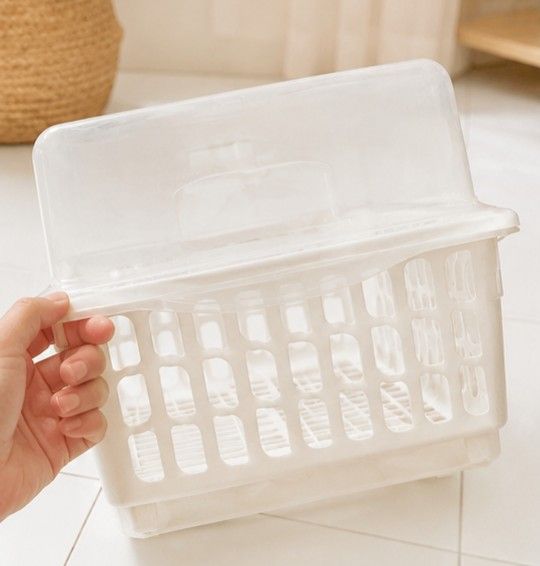Dish Storage (Category: Storage Boxes & Baskets) located in Manila. Submitted by gelato_cloud (Listing ID 1459808482, Image 2). Description: FOR SALE 🤍🍽️ Home Gallery Dish Drainer with Cover ₱450 only! ✨ Good condition and fully functional ✨ Comes with cover, dish rack, and drip tray ✨ Spacious and practical for everyday use 📌 MOP: GCash 🛵 Delivery: Open to Lalamove — shipping/delivery fee shouldered by buyer 📍 Pick-up/meet-up can be discuss