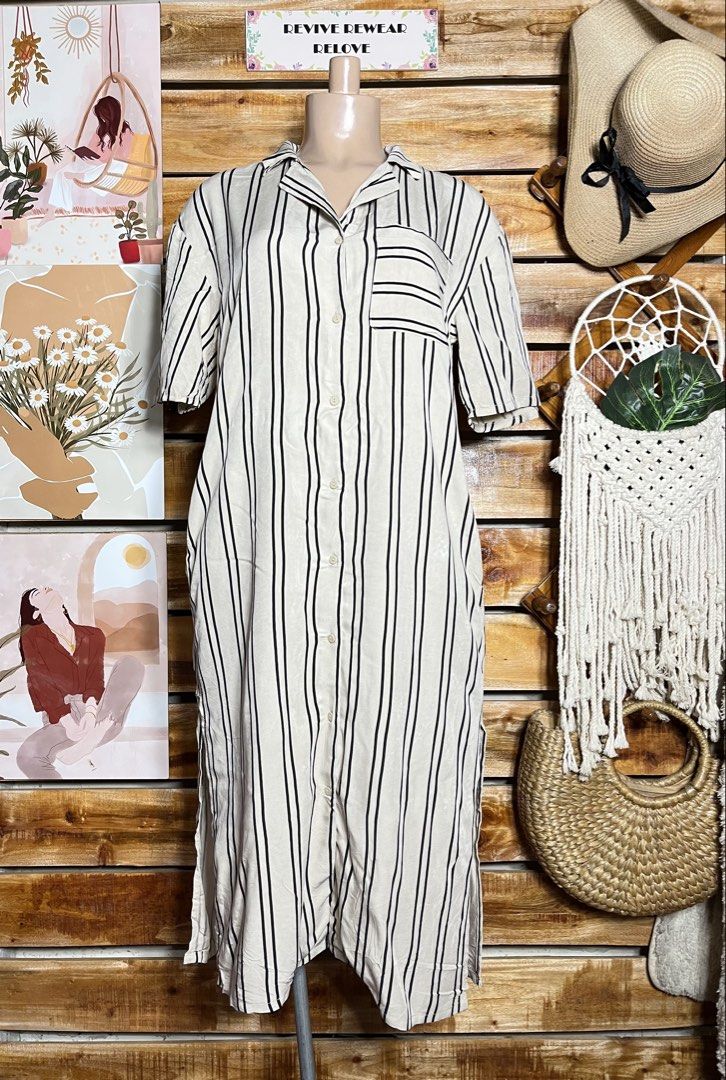 DIVIÐED H&M (Category: Dresses) located in Pagadian. Submitted by angelcanzado (Listing ID 1459841634, Image 1). Description: DIVIÐED H&M Buttons Down Nude Dress Excellent Condition Complete Tags Comfy kaau og cloth bugnawon with pockets both side Medium.