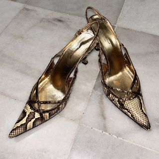 (Category: ) located in . Submitted by luxuryvintage.klmy (Listing ID 1459829502, Image 1). Description: .