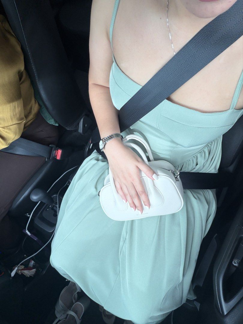 Dress mint green (Category: Dresses) located in Quezon City. Submitted by ysahco (Listing ID 1459720648, Image 2). Description: Once used for event.