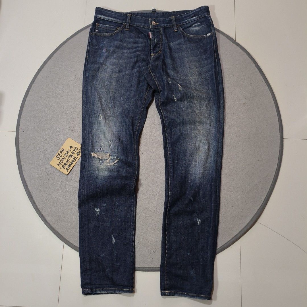 Dsquared2 jeans (Category: Jeans) located in Calatrava. Submitted by ermitany0 (Listing ID 1459822226, Image 1). Description: Dsquared2 jeans Good condition Size: 52 ( 36 actual size ) Length: 42" Hem: 7" Front rise: 9" Please check photos for more details ✅ Location: Negros Occidental PM if interested 📩📩📩📩🙂.