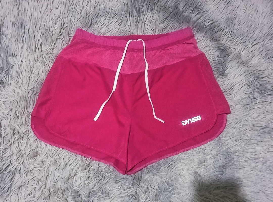 DYISE WOMEN RUNNING SHORT (Category: Shorts) located in Davao. Submitted by nevar07 (Listing ID 1459803762, Image 2). Description: SIZE WAIST: 28-32 REFLECTORIZE 5 POCKET WITH INNER FEATURES: breathable and sweat-wicking, quick-drying and anti-glare EXCELLENT CONDITION ALMOST NEW DM TO PURCHASE 📥 𝐑𝐄𝐌𝐈𝐍𝐃𝐄𝐑: •𝐂𝐨𝐥𝐨𝐫 𝐦𝐚𝐲 𝐯𝐚𝐫𝐲 𝐝𝐮𝐞 𝐨𝐟 𝐭𝐡𝐞 𝐥𝐢𝐠𝐡𝐭𝐢𝐧𝐢𝐧𝐠 •𝐀𝐥𝐥 𝐢𝐭𝐞𝐦𝐬 𝐚𝐫𝐞 𝐭𝐡𝐫𝐢𝐟𝐭𝐞𝐝/𝐟𝐫𝐨m 𝐮𝐤𝐚𝐲 𝐛𝐚�