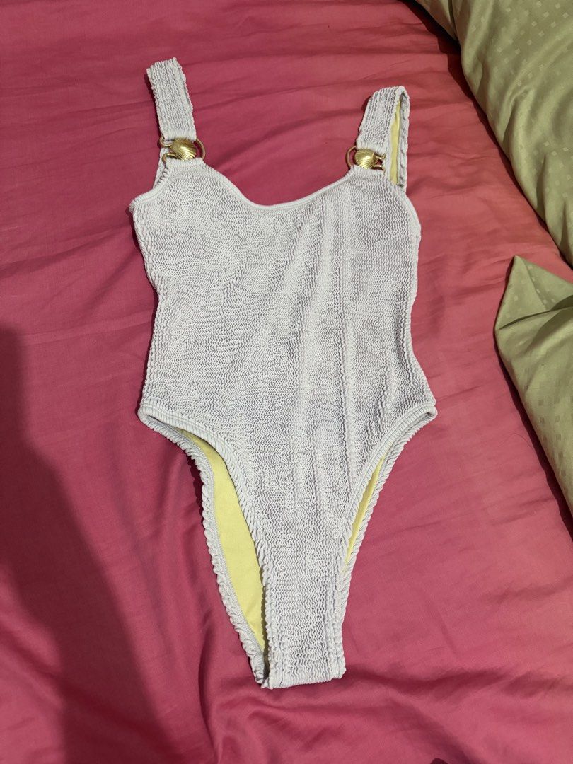 Eighth Mermaid Kai One Piece Small (Category: Bikinis & Swimsuits) located in Quezon City. Submitted by sunnyseven7 (Listing ID 1459818830, Image 3). Description: Size Small Rfs Too much swimsuit.