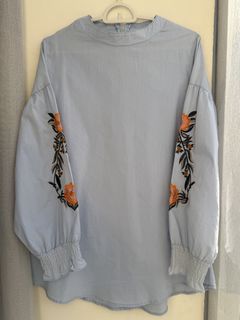 (Category: ) located in . Submitted by daisycloset__ (Listing ID 1459789114, Image 1). Description: .