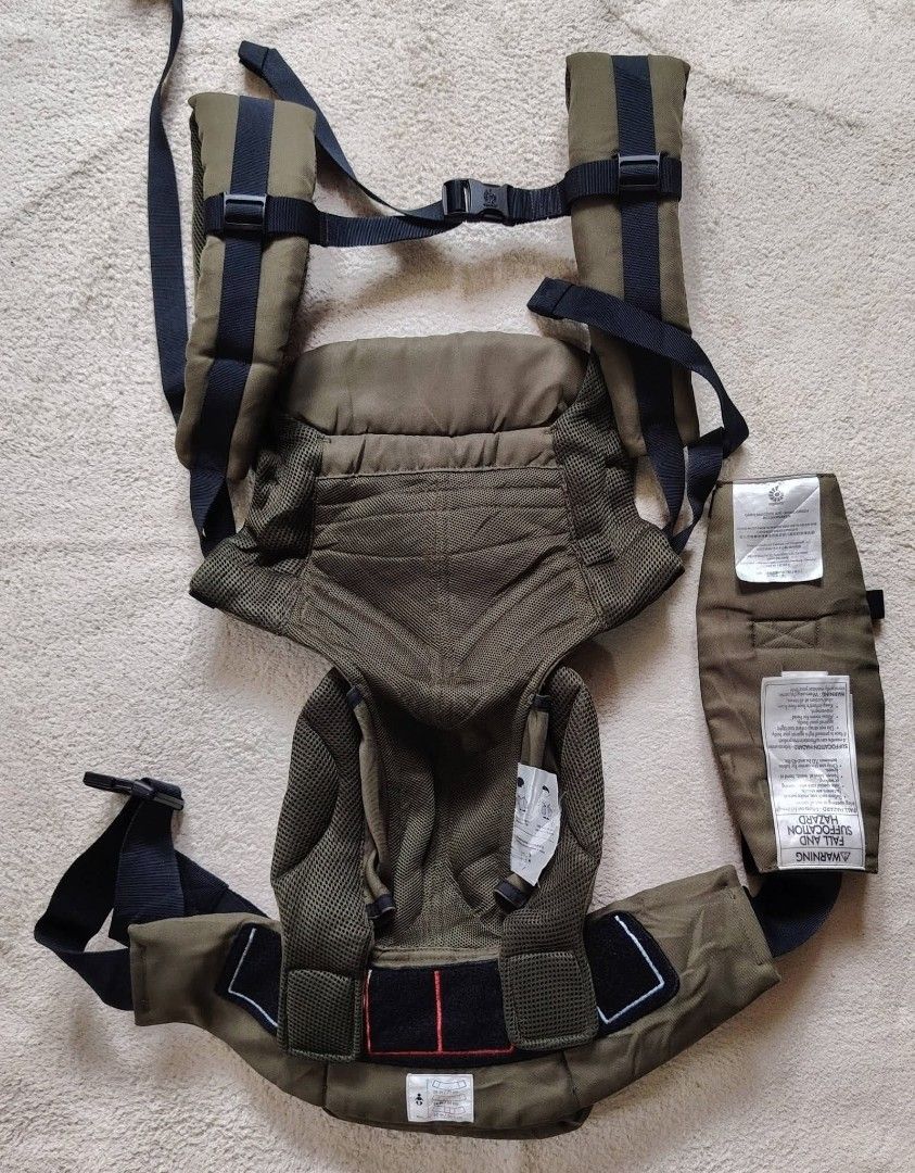 ERGO OMNI 360 MESH TYPE KHAKI GREEN (Category: Carriers & Slings) located in Cagayan de Oro. Submitted by littlebabyscarrier (Listing ID 1459705480, Image 2). Description: Ergobaby Omni 360 Cool Air Mesh baby carrier in khaki green. ₱ 3️⃣5️⃣0️⃣0️⃣ Essential Settings & Configurations To keep your baby comfortable and ensure an ergonomic, hip-healthy posture (the "M" shape position where knees are slightly higher than the bottom), make sure to conf