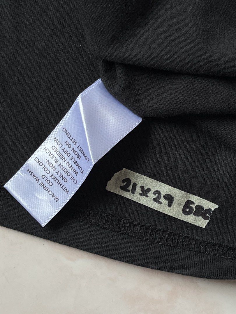 Essentials (Category: Tshirts & Polo Shirts ) located in San Jose. Submitted by renzthriftomindoro (Listing ID 1459710941, Image 3). Description: Essentials shirt Actual dimes Width- 21 Length- 29 Color rate- 8.5/10.
