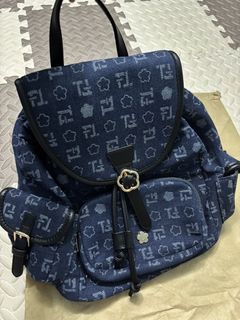(Category: ) located in . Submitted by sandee_preloveshop (Listing ID 1459826507, Image 1). Description: .