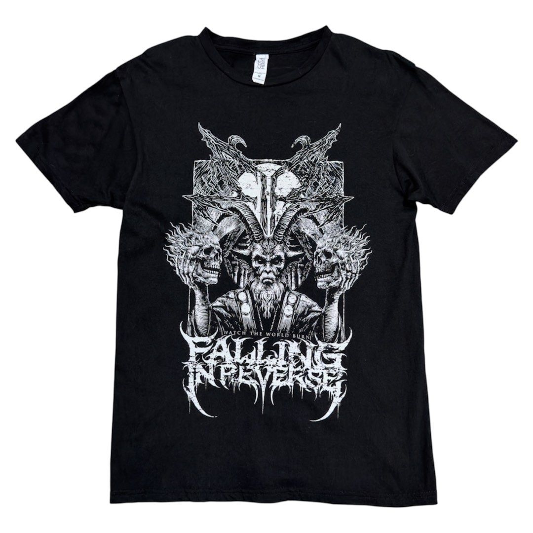 Falling in Reverse Band Tee Shirt (Category: Tshirts & Polo Shirts ) located in Dinalupihan. Submitted by brokencasket (Listing ID 1459824537, Image 1). Description: Falling in Reverse Band Tee Shirt Size M. 18.5 in width 29 in length.