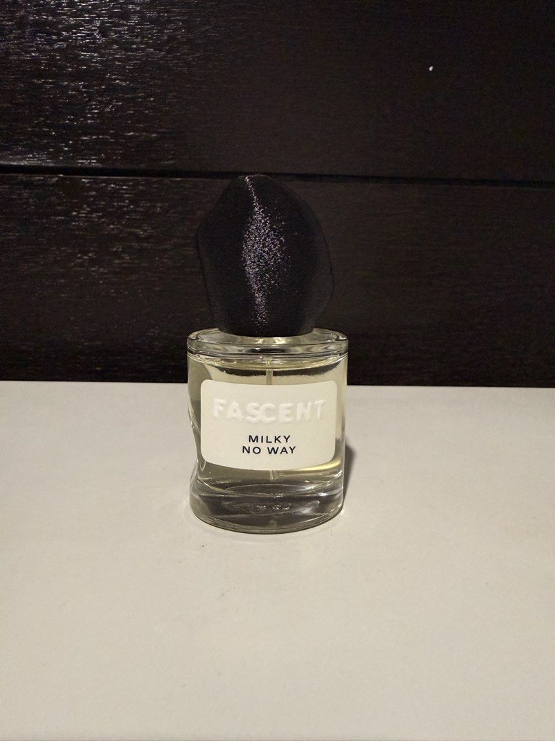 FASCENT Milky No Way Eau de Parfum 30ml (Category: Fragrance & Deodorants) located in Manila. Submitted by dj0610 (Listing ID 1459791091, Image 1). Description: - FASCENT Milky No Way EDP -28/30ml -full presentation -RFS: decluttering .