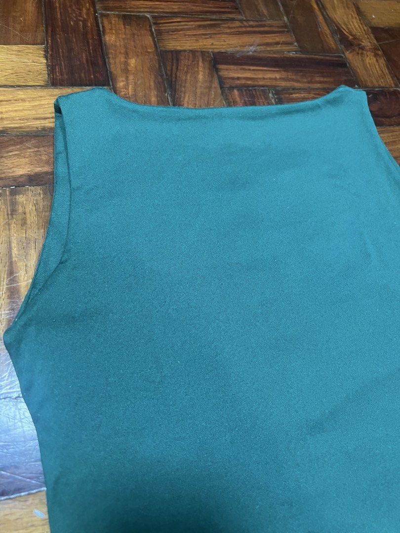 Fhilar Boatneck Top Small (Category: Others Tops) located in Quezon City. Submitted by chloe_declutter (Listing ID 1459762633, Image 2). Description: Open to pickup/j&t delivery Cubao QC location Still available 9/26 Code: Teal Box.