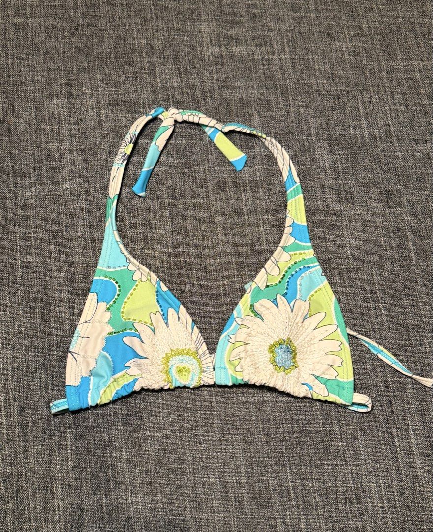 FLORAL BEADED BIKINI TOP (Category: Bikinis & Swimsuits) located in Makati City. Submitted by outof_______thisworld (Listing ID 1459874628, Image 1). Description: shop for a cause campaign size: s (fits xs-s) condition: good as new, super pretty. a favorite please keep in mind that all funds raised from this campaign will be donated, so no haggling would be much appreciated. feel free to ask more about the campaign. (transparency provided.).