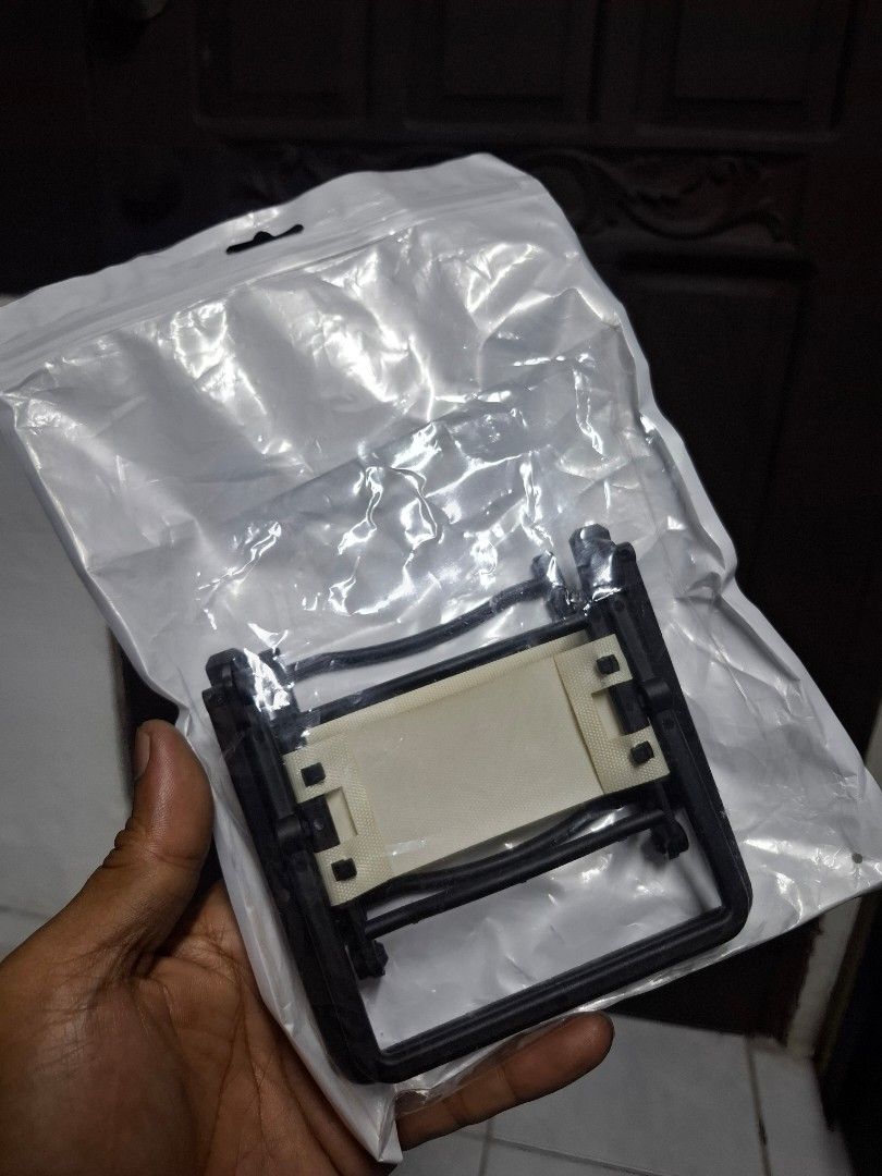Folding chair (Category: Designer & Blind Box Toys) located in Manila. Submitted by rhonnie1925 (Listing ID 1459707965, Image 3). Description: folding chair suitable for 1/6 scale action figure 200 las pinas.