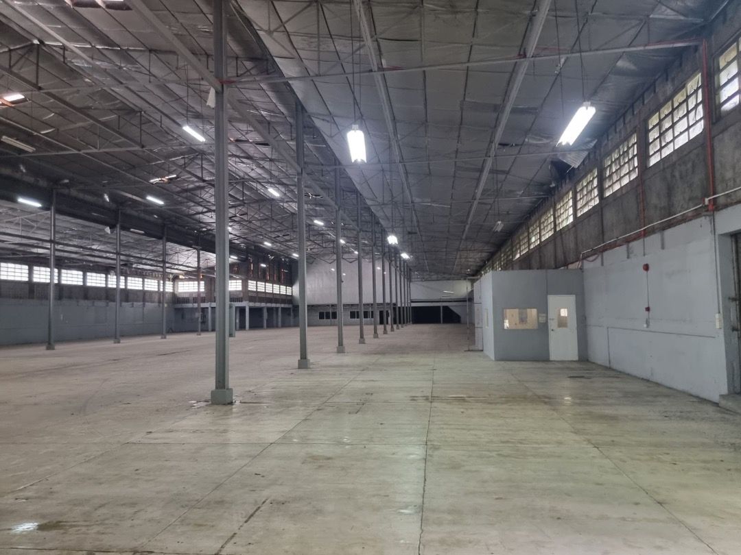 For Lease Warehouse Pasig City (Category: Commercial) located in Quezon City. Submitted by zobelle88properties (Listing ID 1459776139, Image 3). Description: 🐲 For Lease Warehouse Pasig City 🪴 FA 6k sqm coverd 💰Rental Rate: 300/sqm For inquiries and site viewing: Please contact Lysa – EA of Belle Calina PRC REB No. 014496 0917 828 0819.