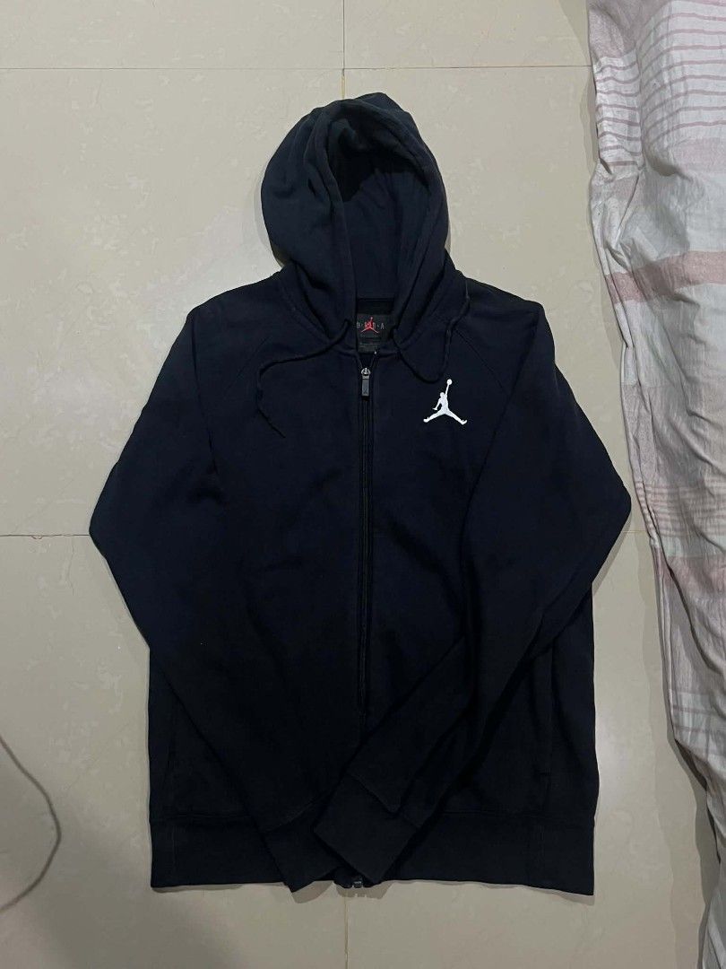 for sale (Category: Hoodies) located in Manila. Submitted by rommelpela26274 (Listing ID 1459861859, Image 1). Description: pm for details.