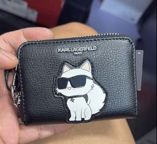 (Category: ) located in . Submitted by mars_closet (Listing ID 1459783352, Image 1). Description: .