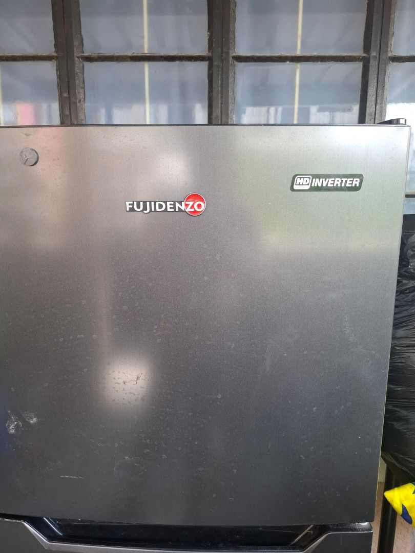Fujidenzo Refrigerator Inverter 2-Door (Category: Refrigerators and Freezers) located in Manila. Submitted by angelesmig00232 (Listing ID 1459868516, Image 2). Description: Walang issue, gagamitin nalang. Need lang ng funds Anti freeze din po eto. All working and complete walang missing. Model number INR-83HS Imus location Pwede natin lalamove or pick up here sa bahay Pwede rin pm ka para send ako video neto.