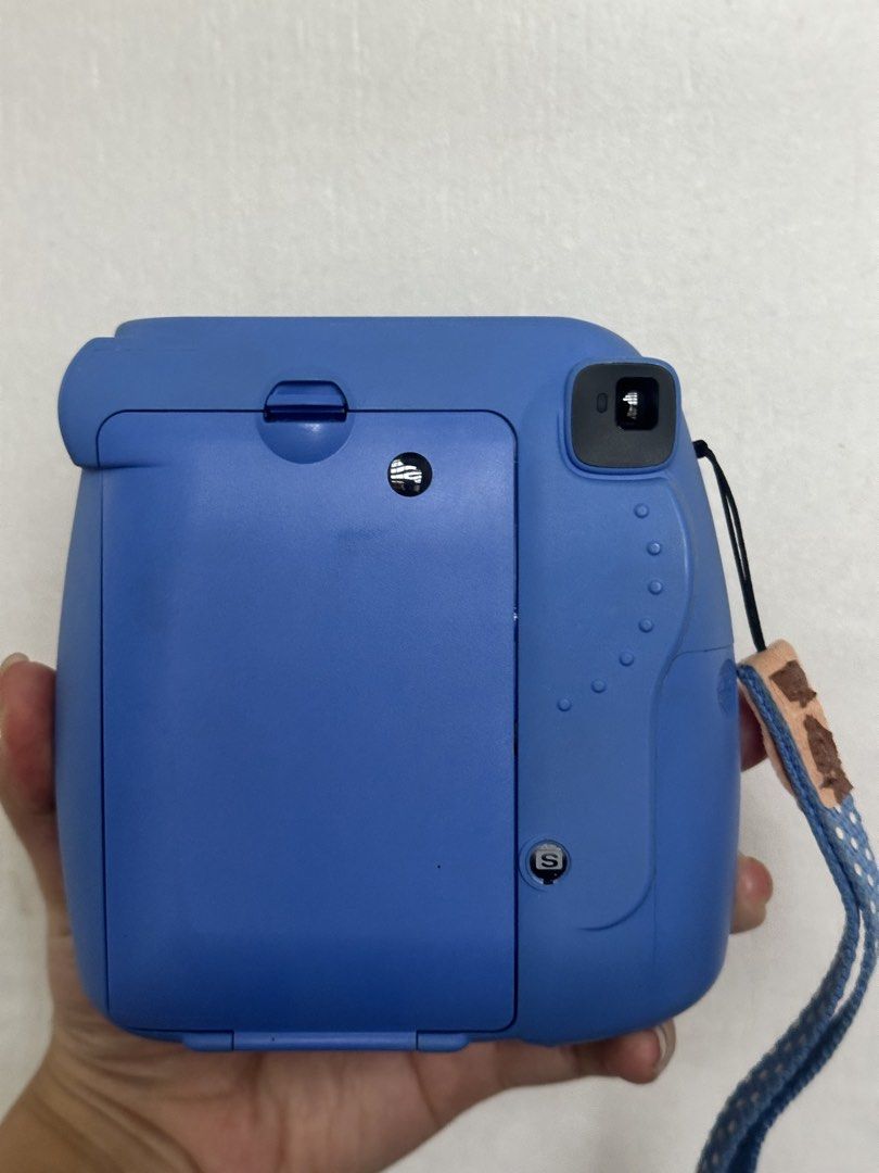 Fujifilm Instax Mini 9 Cobalt Blue (Category: Cameras) located in Bulacan. Submitted by aj.dc (Listing ID 1459796068, Image 2). Description: MOP: Gcash MOD: J&T/Lalamove/Grab Can ship from Bulacan/Pasay Delivery fee to be shouldered by buyer.