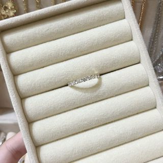(Category: ) located in . Submitted by curatedbykhy (Listing ID 1459325128, Image 1). Description: .