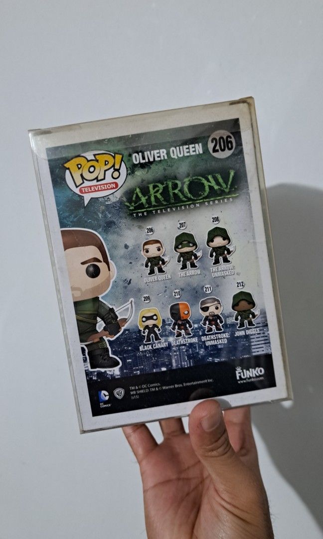 FunkoPop Arrow (Category: Designer & Blind Box Toys) located in Baguio. Submitted by thriftfit17 (Listing ID 1459819908, Image 3). Description: funkopop arrow (oliver queen) damage box kita sa pic loc. baguio city plus sf tayo php 250 dm if interested 🤙.