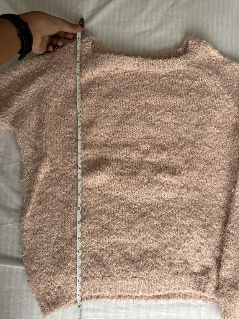 Fuzzy Light Pink Terranova Sweater Longsleeve (Category: Coats, Jackets and Outerwear) located in Quezon City. Submitted by tangled8 (Listing ID 1459746832, Image 3). Description: .