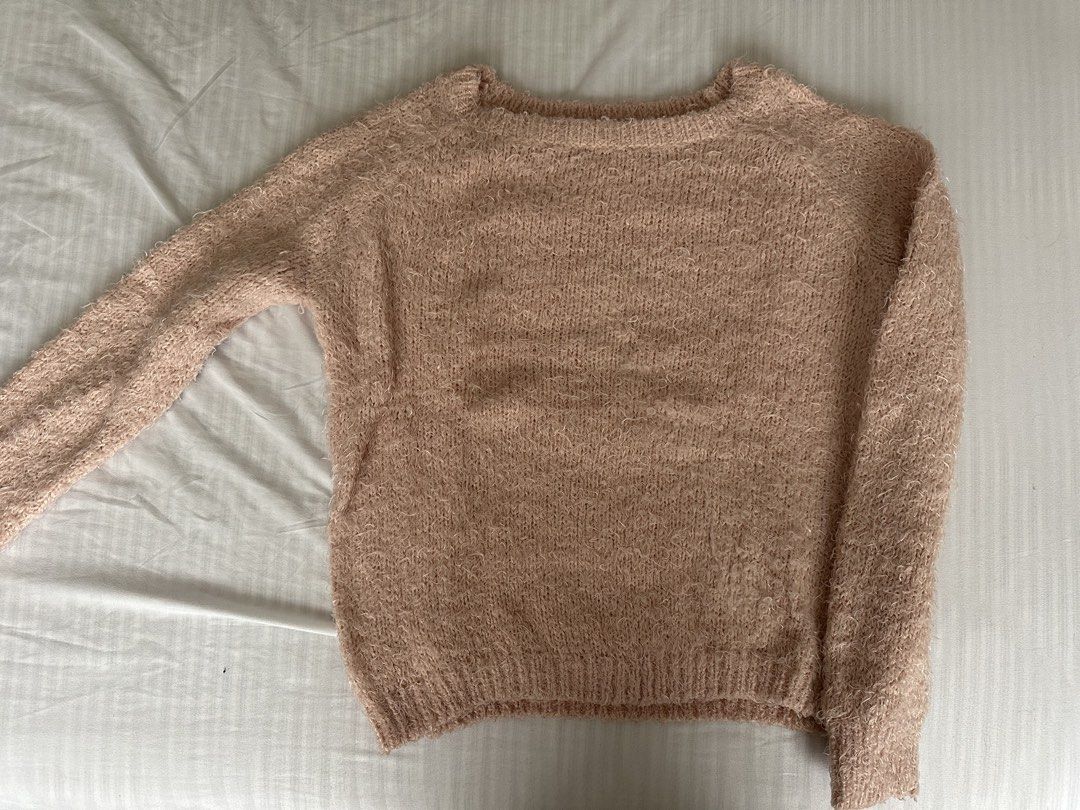Fuzzy Light Pink Terranova Sweater Longsleeve (Category: Coats, Jackets and Outerwear) located in Quezon City. Submitted by tangled8 (Listing ID 1459746832, Image 1). Description: .