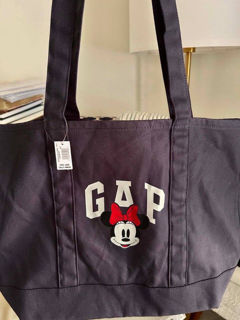 GAP x Disney Tote Bag 🇨🇦 ONHAND (Category: Tote Bags) located in Norzagaray. Submitted by belleviecollections.6 (Listing ID 1459755367, Image 1). Description: Canada ONHAND MAGANDA YAN SA PERSONAL 🥰 diff. lightning lang sa pic. December Estimated time of arrival (ETA) 🇨🇦🇵🇭 •downpayment are very much welcome (for reservation). Will ship to the buyer once arrived (if fully paid) •1pc only. • much bigger kaysa usual mini gap tote bags .