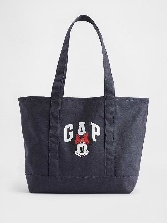 GAP x Disney Tote Bag 🇨🇦 ONHAND (Category: Tote Bags) located in Norzagaray. Submitted by belleviecollections.6 (Listing ID 1459755367, Image 2). Description: Canada ONHAND MAGANDA YAN SA PERSONAL 🥰 diff. lightning lang sa pic. December Estimated time of arrival (ETA) 🇨🇦🇵🇭 •downpayment are very much welcome (for reservation). Will ship to the buyer once arrived (if fully paid) •1pc only. • much bigger kaysa usual mini gap tote bags .