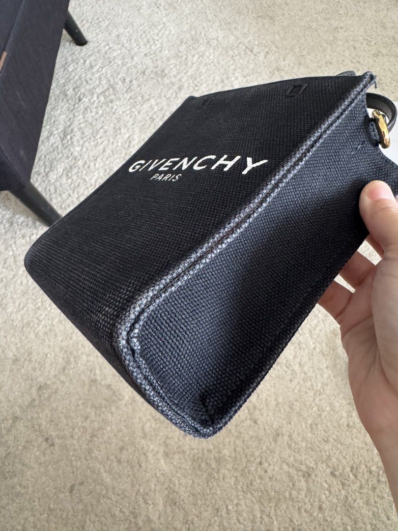 Givenchy mini g tote bag (Category: Tote Bags) located in Manila. Submitted by jhoannasa09010 (Listing ID 1459747366, Image 3). Description: 100% original complete inclusions .