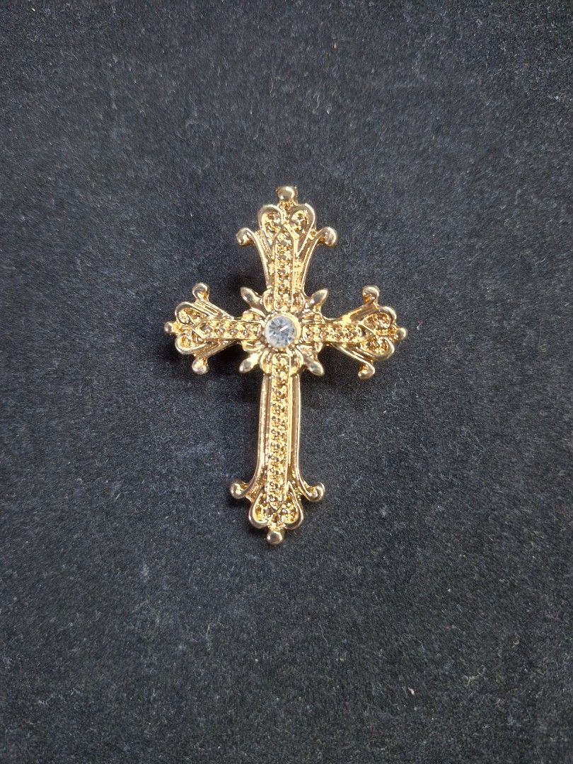 Gold-Tone Cross 3Brooch (Category: Brooches) located in Taguig. Submitted by mommaschoice (Listing ID 1459799018, Image 1). Description: Brand New Unisex Use Material : Alloy & Rhinestones Adds elegance to one's outfit Ships nationwide.