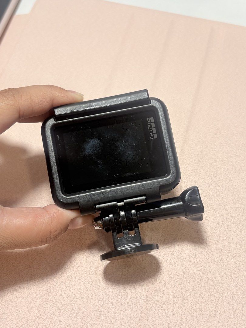 gopro hero 5 (Category: Video Cameras) located in Quezon City. Submitted by digicamariz (Listing ID 1459753247, Image 3). Description: GoPro Hero 5 - ₱4,000 — w/ 32gb micro sd card Features: ✅ Touch Screen ✅ with Voice Command ✅ with Stabilization ✅ can connect to GoPro Apps for easy raw file downloading and editing .