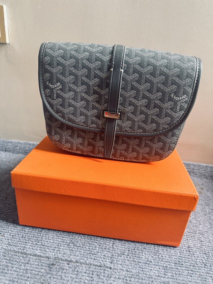 UKAY = Goyard PM Crossbody Bag (Category: Luxury Bags & Wallets) located in Manila. Submitted by royal_vintage_thriftshop (Listing ID 1458597287, Image 2). Description: ONLY BAG Width 21–22 cm height 16–17 cm depth 6–7 cm This product shows signs of use Good condition MOP: G-Cash only Location: Pasay City ( Laramove OR grab is available near Pasay ) NO RETURN /NO EXCHANGE..