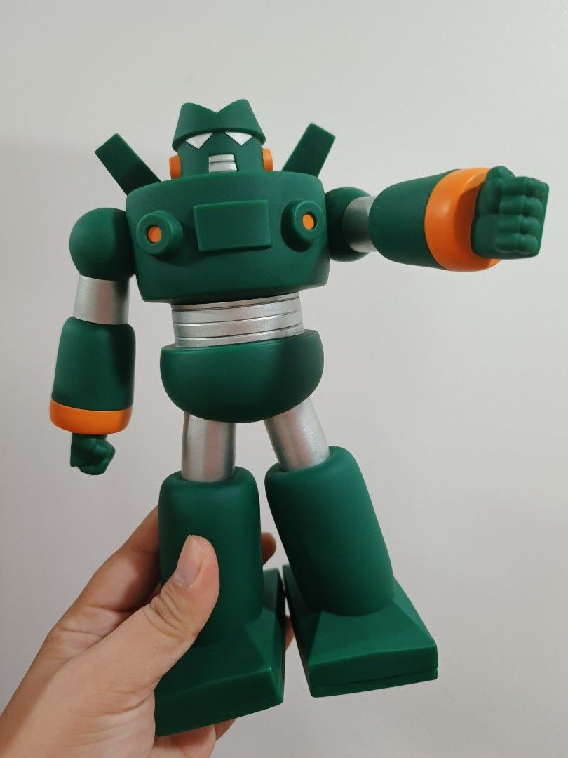 Crayon Shin Chan Kantam Robo (Category: Figurines & Statues) located in Angeles City. Submitted by meggiemegsy (Listing ID 1459874744, Image 1). Description: - Crayon Shin-chan Big SOFVIMATES Kantam Robo figure - loose item.