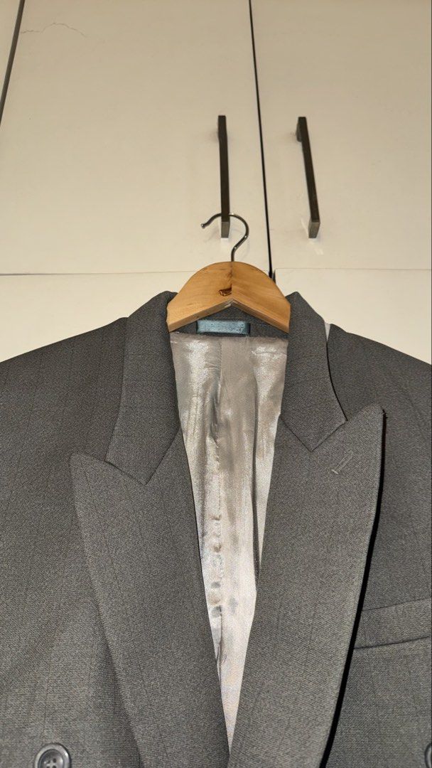 Greenish gray premium blazer (Category: Coats, Jackets and Outerwear) located in Quezon City. Submitted by mogsmogs (Listing ID 1459765442, Image 3). Description: Good color way Classic Premium Full inner lining Dimes: 22 w x 29 l.