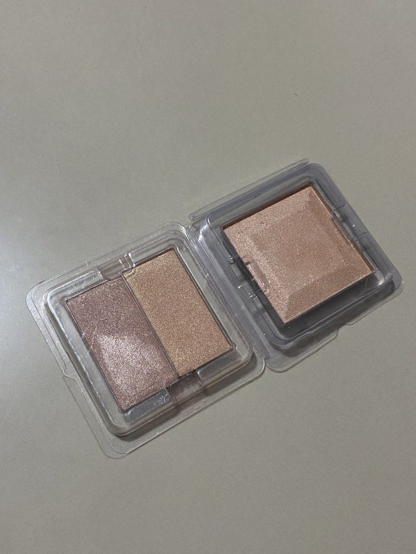 GRWM Powder Highlighters (Category: Makeup) located in Las Pinas. Submitted by declutteredna (Listing ID 1459846766, Image 1). Description: 100 each swatched only Gcash | jnt & lalamove.