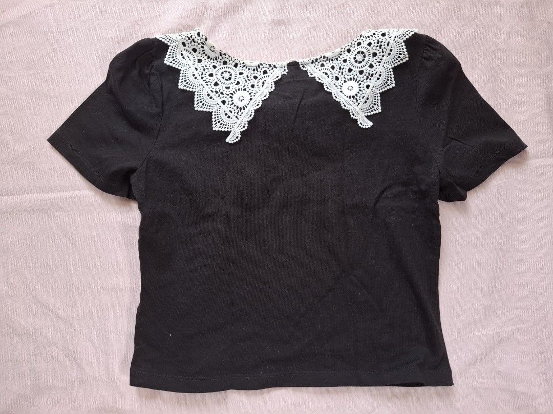 GU cute lace collar- Small (Category: Blouses) located in Tanjay. Submitted by ukay_thriftybylj (Listing ID 1459722931, Image 2). Description: Color may vary due to lighting..