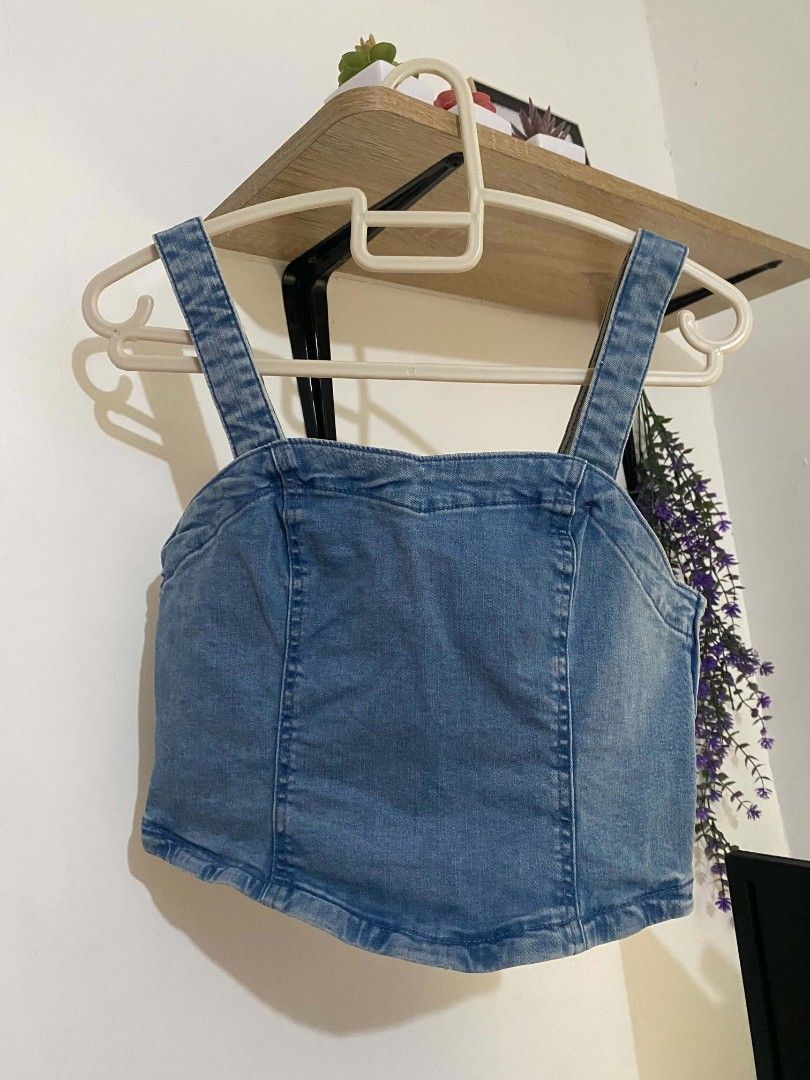 GU Uniqlo denim top small (Category: Others Tops) located in Mabalacat. Submitted by fromdarchive (Listing ID 1459893113, Image 2). Description: ✨ Washed & Ready to Wear 💰 Firm Price 📸 Actual Item Posted 📦 Ready to Ship 📏 Size/Measurements Available Condition: Lightly used Size: Small 📩 Message me: Name: Address: Contact Number: Please make an offer only if you’re sure to purchase. No cancellation once confirmed..