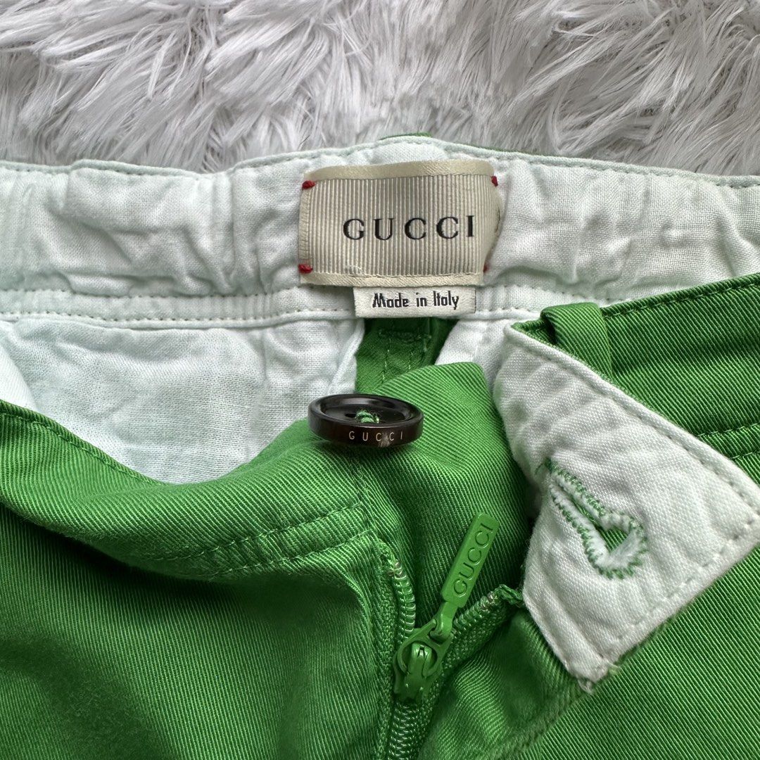 Gucci top and pants 5T (Category: Babies & Kids Fashion) located in Dagupan City. Submitted by flor_sandra (Listing ID 1459707352, Image 3). Description: Pants -likenew, No flaws Top -has minor flaws (may run and fade part) Both authentic Free yung top paired it sa pants since it runs big. .
